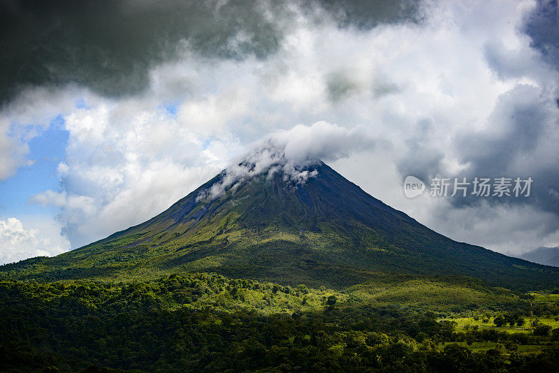 阿雷纳尔火山，哥斯达黎加