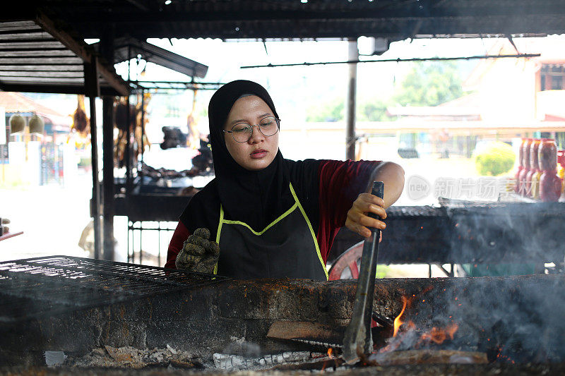 马来西亚美食:烟熏鸡肉
