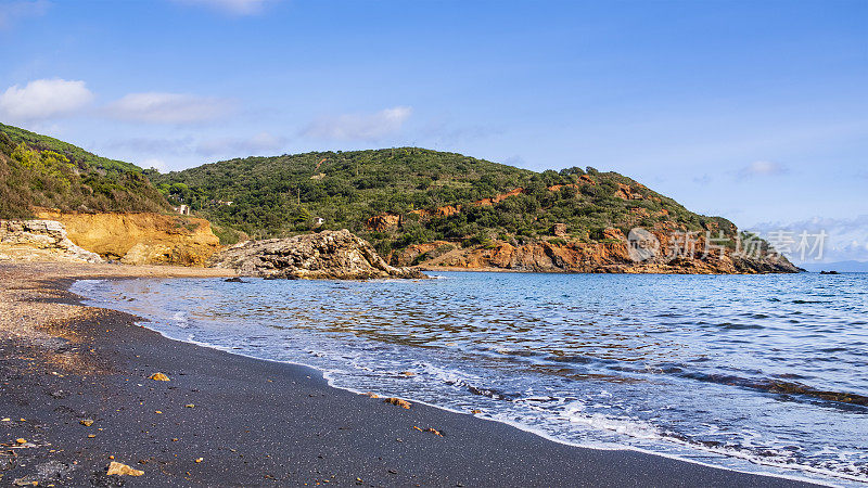 厄尔巴岛，东海岸(意大利托斯卡纳群岛)