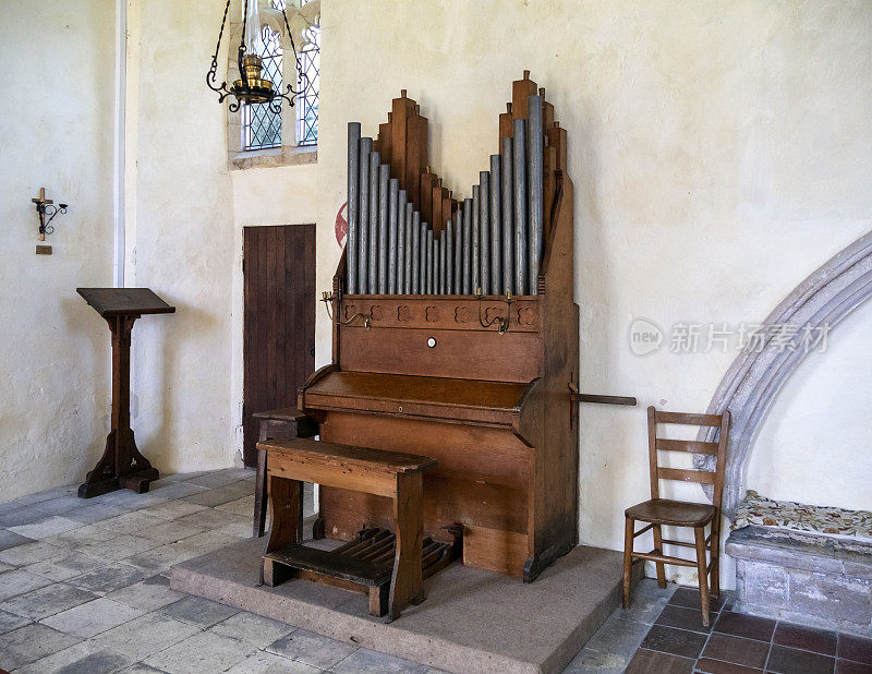 教堂里的小风琴