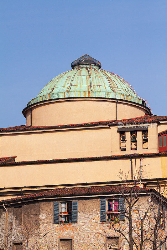 贝加莫圣安德烈亚教堂圆顶