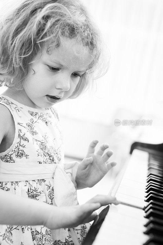 小钢琴家