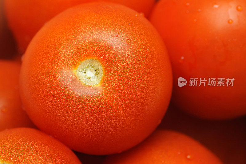 新鲜Tomatos