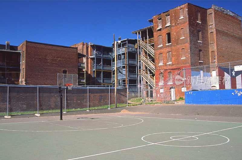 城市篮球场