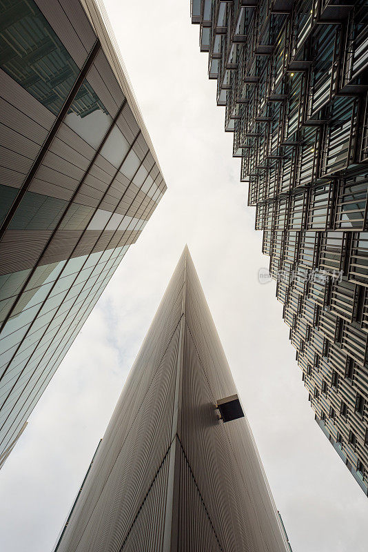 伦敦城市的现代摩天楼商业建筑