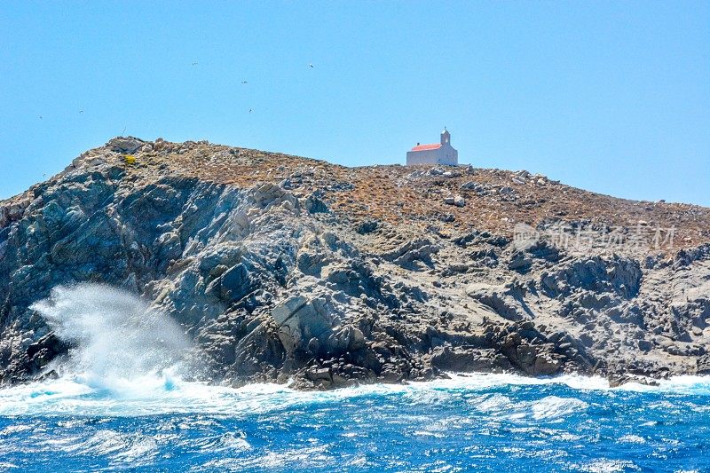 希腊米科诺斯附近的提洛斯岛