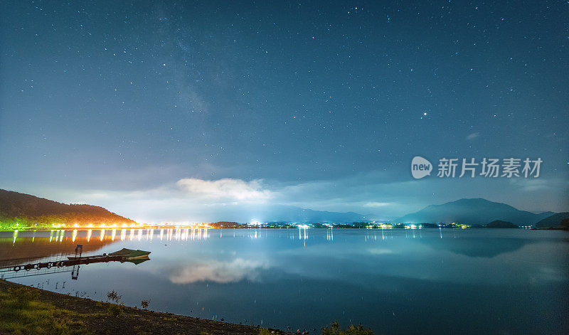 富士山，日本山，夜，星空，银河