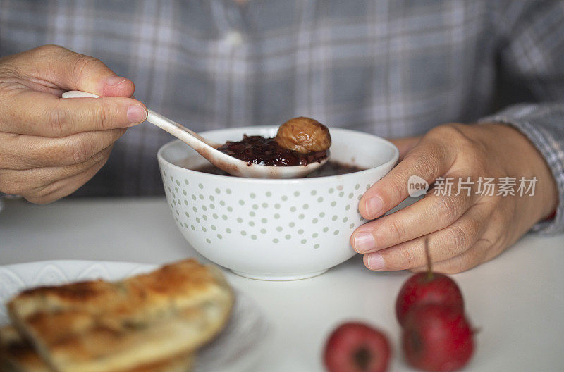 中式早餐:粥和煎饼