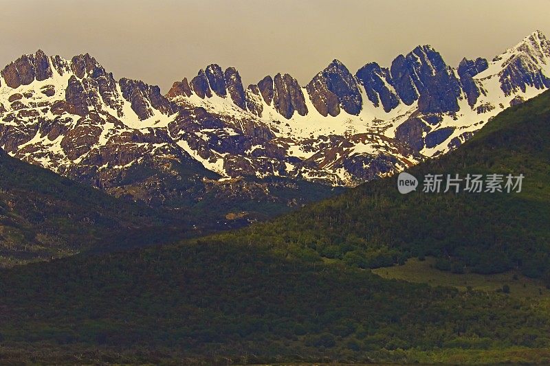 德纳瓦里诺山脉，威廉姆斯港-火地岛，智利