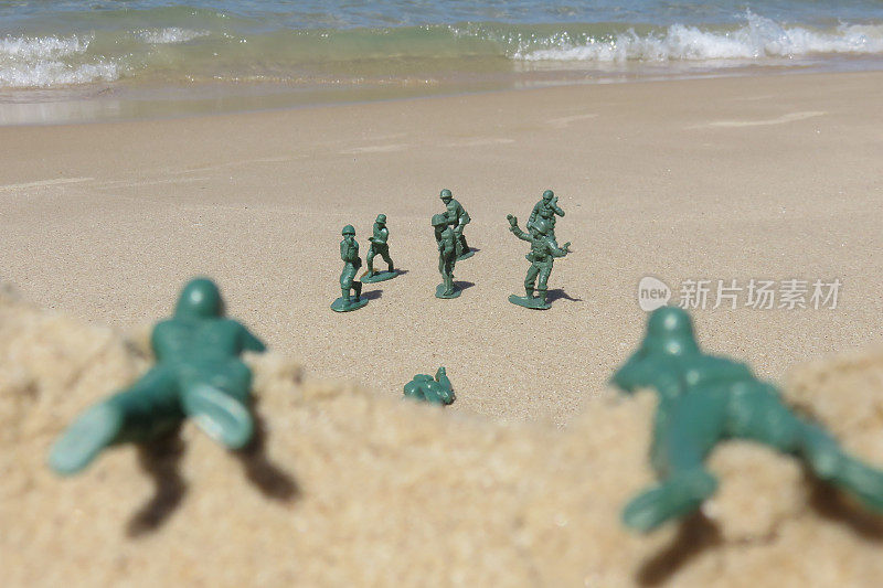 士兵们猛攻海滩