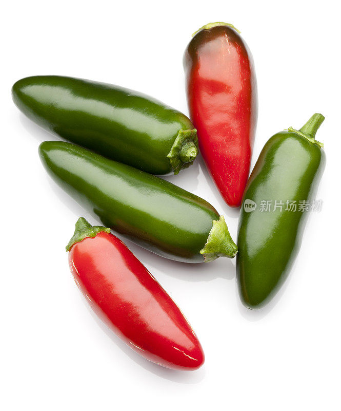 红色和绿色的墨西哥辣椒
