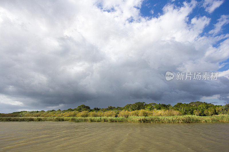 南非夸祖鲁-纳塔尔省的iSimangaliso湿地公园