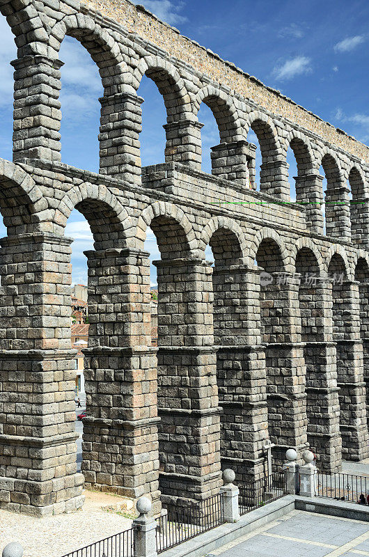 西班牙塞戈维亚的罗马高架渠