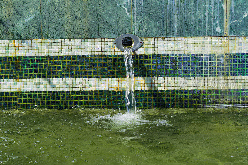 喷水池，调色图像，特写。