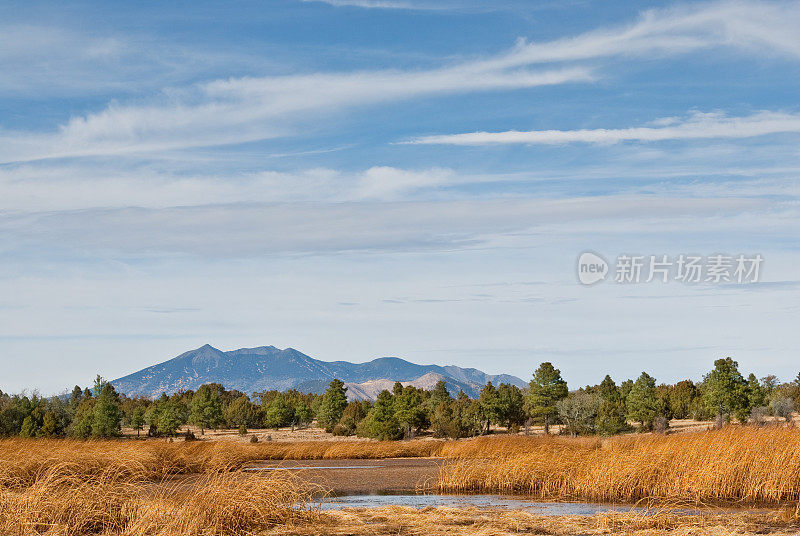 第一湖和旧金山峰