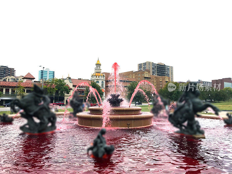 堪萨斯城，密苏里州，红喷泉