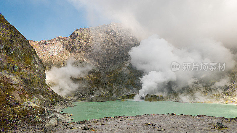 新西兰白岛火山火山口的泥喷发