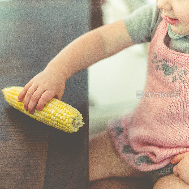 18个月大的孩子吃玉米
