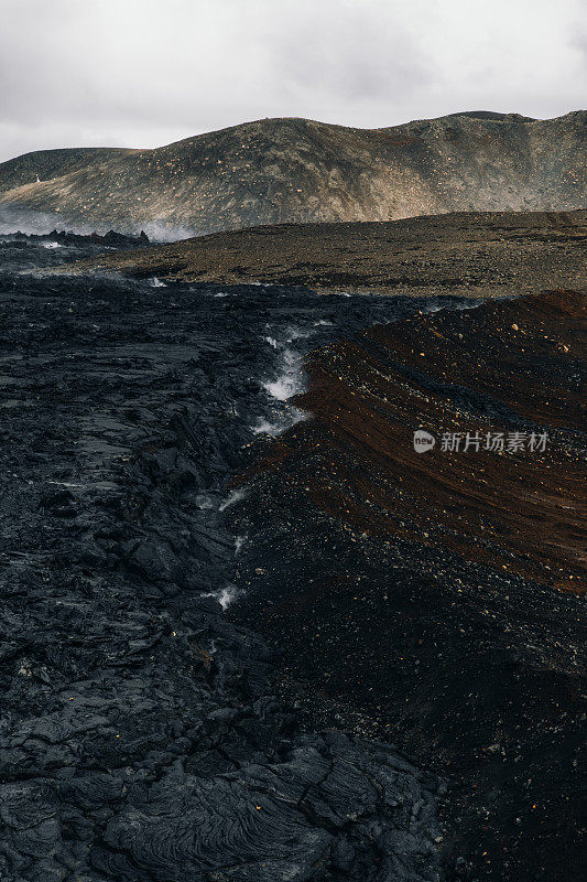 冰岛Fagradalsfjall火山爆发的壮观景象