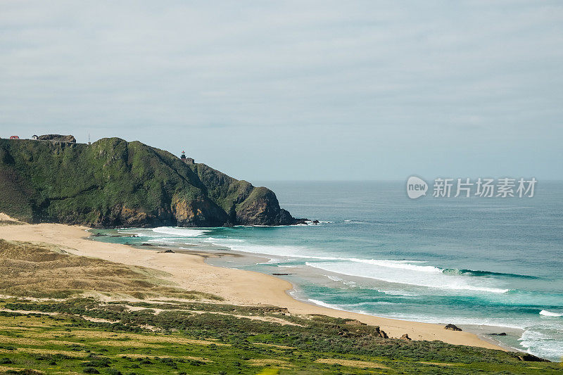 大苏尔岬灯塔海滩上午10点