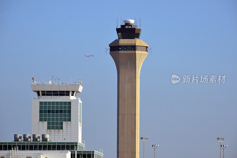 美国科罗拉多州丹佛市丹佛国际机场的空中交通管制塔