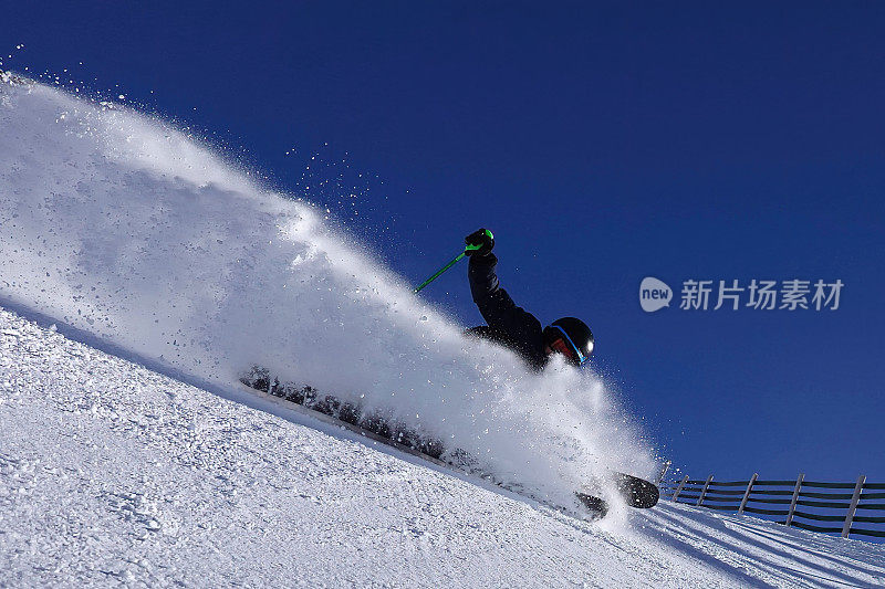 儿童滑雪