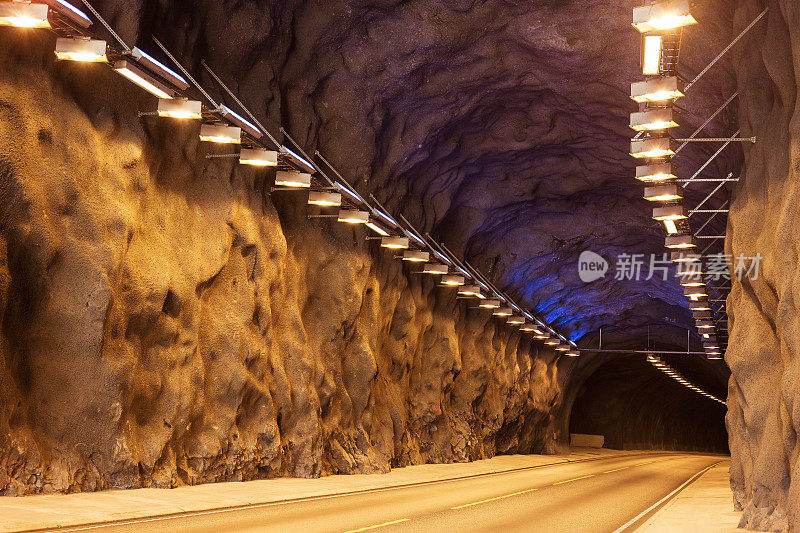 挪威的瓦拉维克隧道