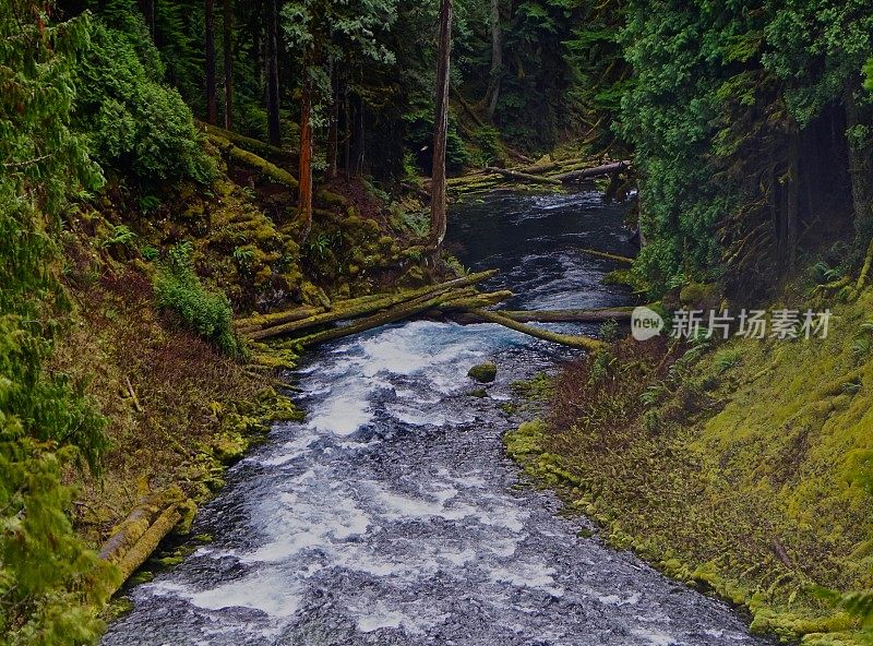 麦肯齐河峡谷