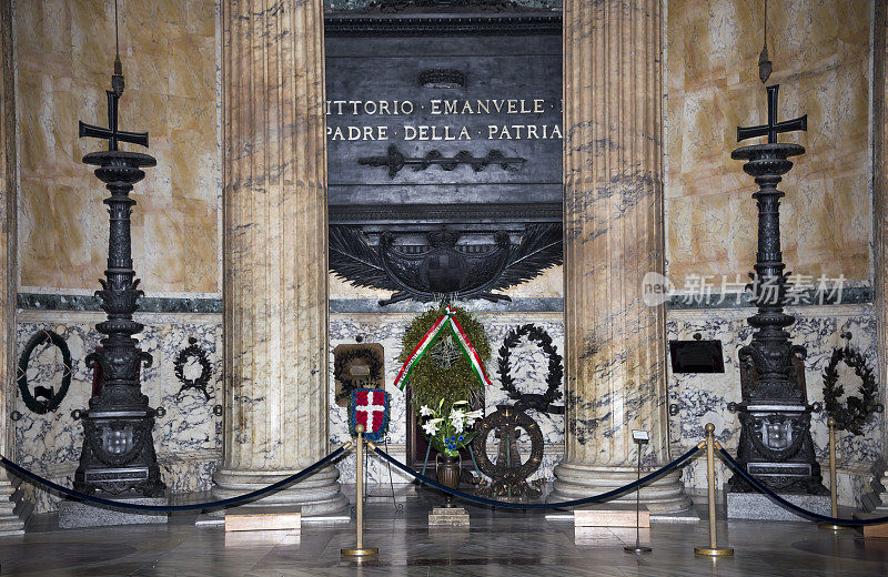 万神殿的维克多·伊曼纽尔二世墓。罗马