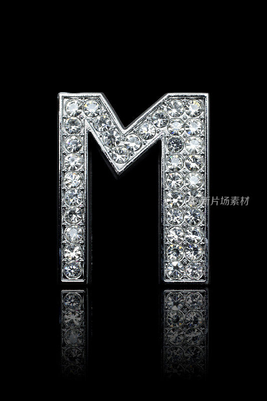 钻石字母M