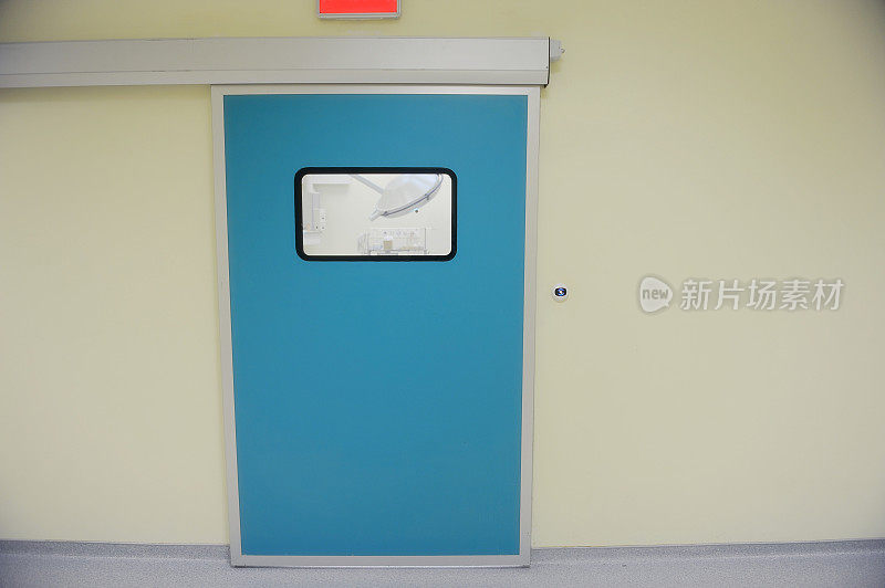 医院走廊和现代化手术室