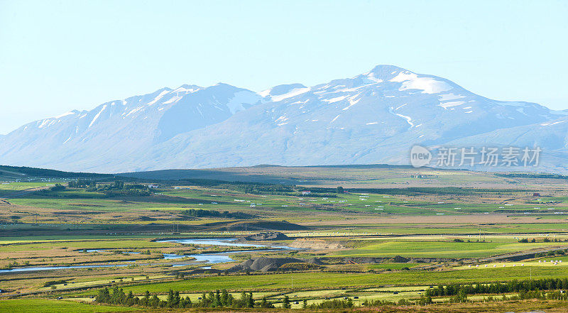 冰岛北部的阿库雷里全景景观