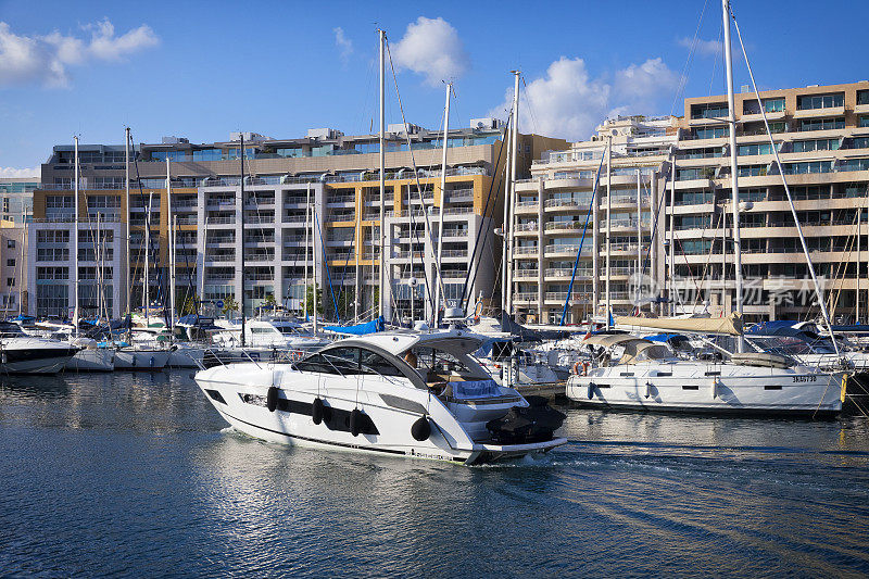 马耳他-地中海旅游目的地，Msida游艇码头