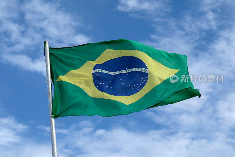 巴西国旗挥舞着