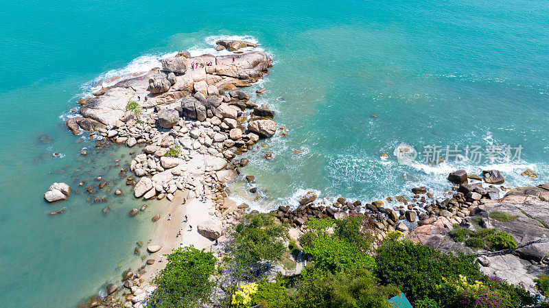 无人机拍摄的越南芽庄海岸线