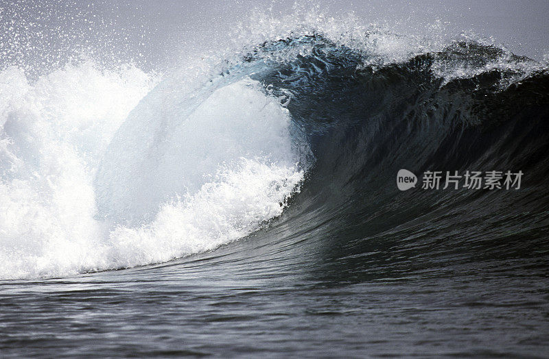 菲律宾，北萨马岛，海浪。