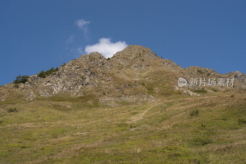 山全景