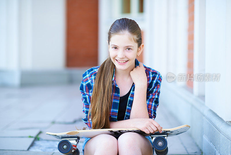 是的，我是一个女孩。是的，我喜欢玩滑板。那又怎样?
