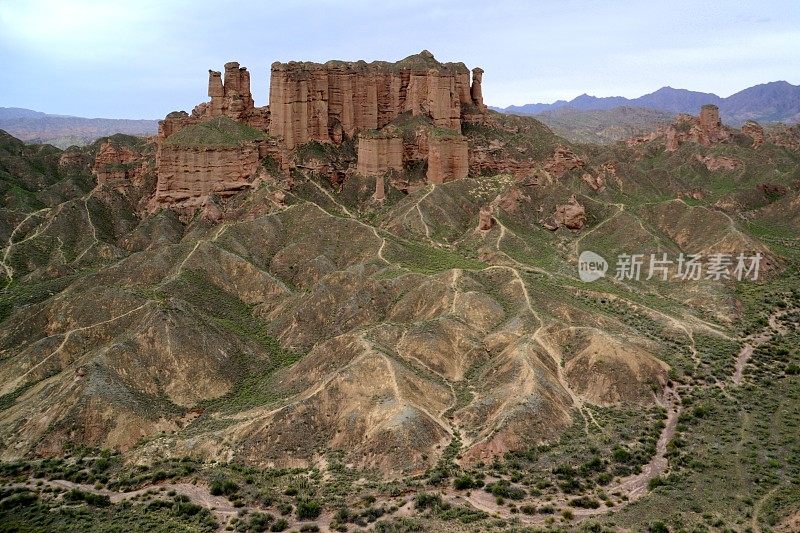 中国甘肃张掖冰沟丹霞地质公园的罗浮岩