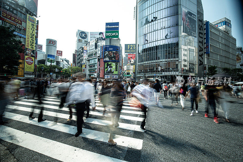 过马路