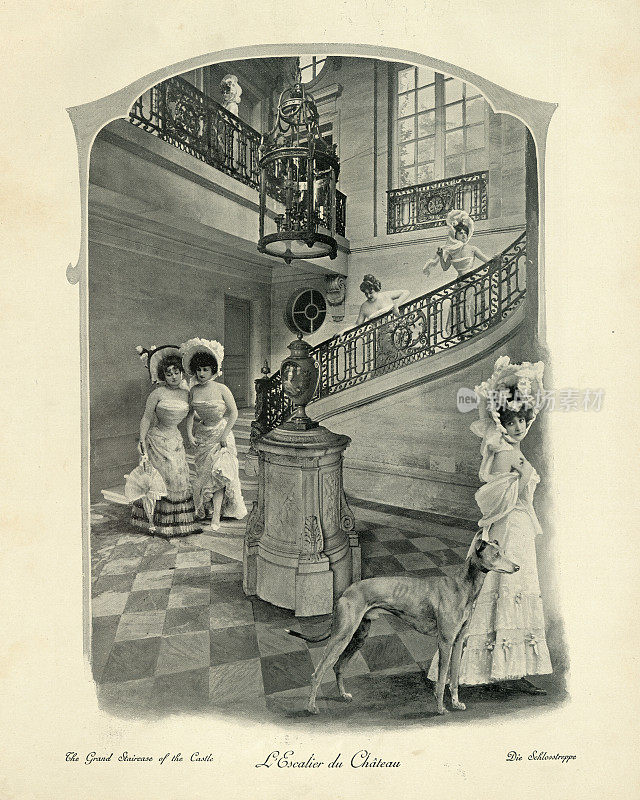一群穿着低胸晚礼服的年轻女子，维多利亚时代