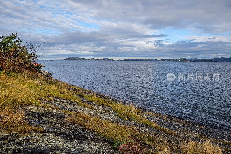 挪威南部斯塔万格附近的Byfjorden峡湾上空