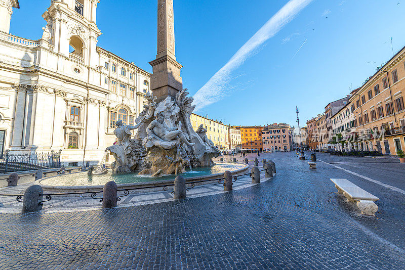 意大利罗马，纳沃纳广场的喷泉