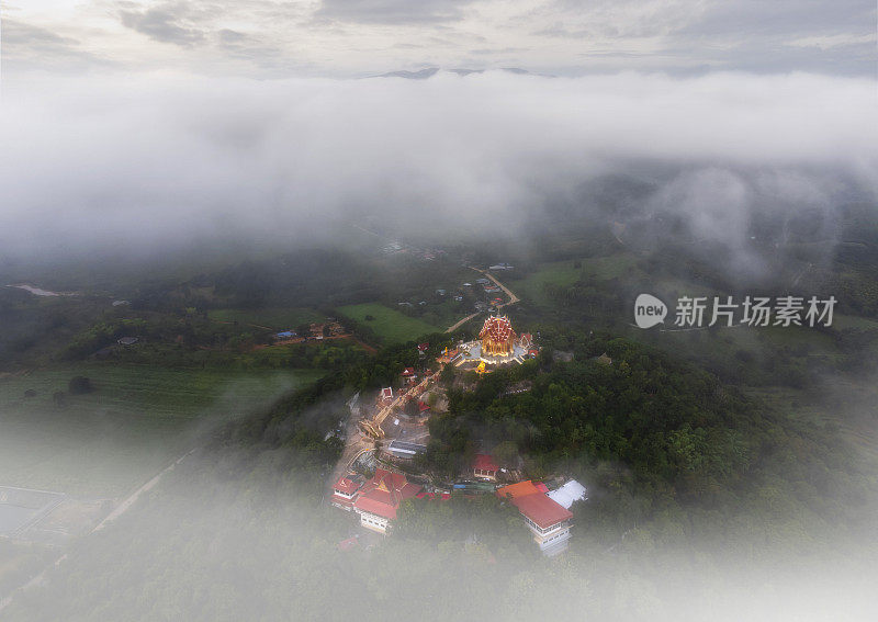 泰国呵叻府考雅伊国家公园热带雨林美丽的风景晨景