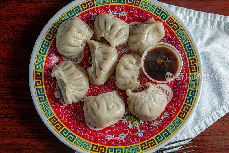 食物照片-各种主菜，开胃菜，甜点等。