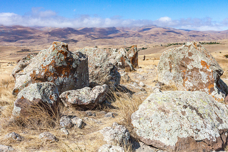 在Zorats-Karer或Karahunj的立石。古代巨石群，亚美尼亚的Syunik地区