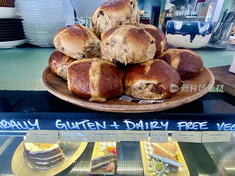 面包店热十字复活节面包