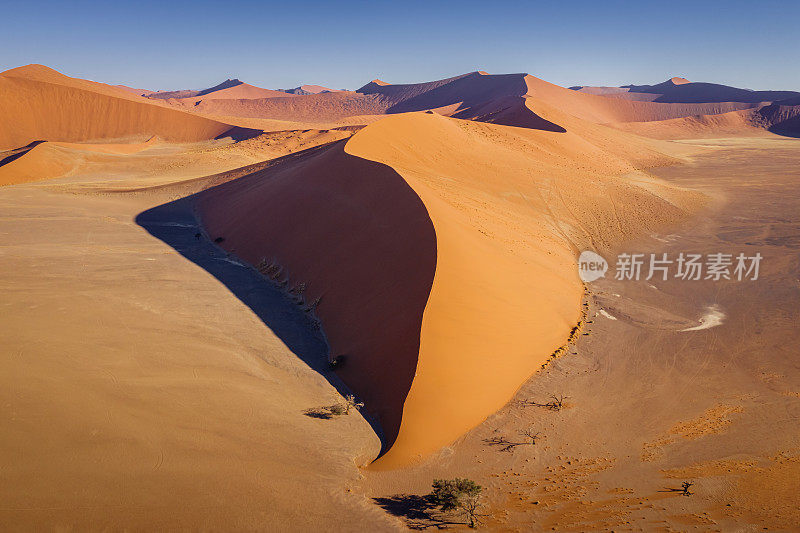 鸟瞰图沙丘45纳米比亚海的沙丘索苏斯vlei