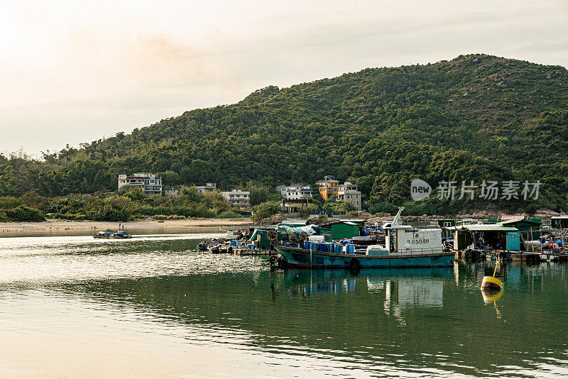 南丫岛索罟湾村的风景名船