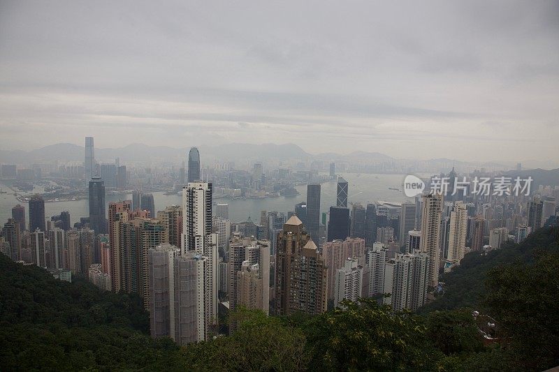 从太平山顶眺望香港天际线